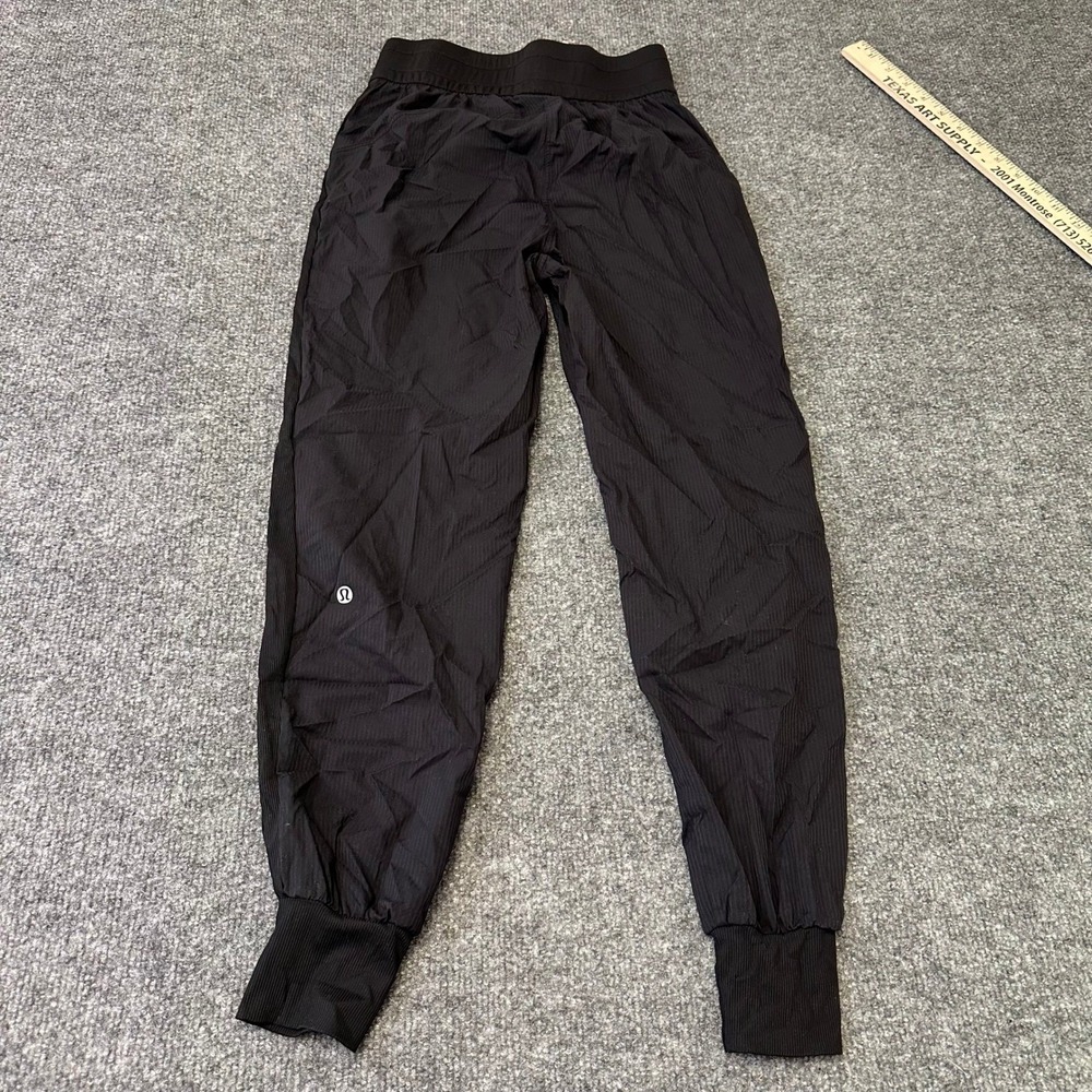 Lululemon Joggers Womens Size S Black Beyond the Studio Tapered Athletic Pants - Picture 7 of 9